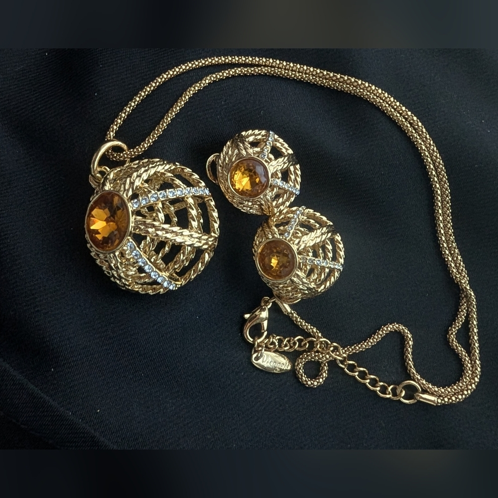 Viennoise Vintage  Gold Jewelry Set with Citrine And Crystal‎  Accents